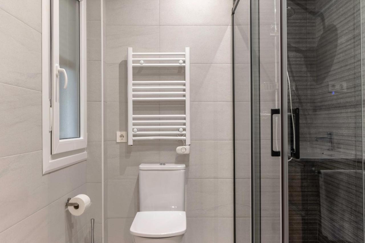 Moderno Y Amplio En El Centro Apartment Bilbao Exterior photo
